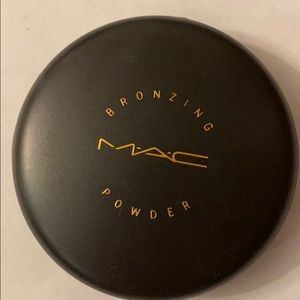 Mac Bronzing powder MATTE BRONZE